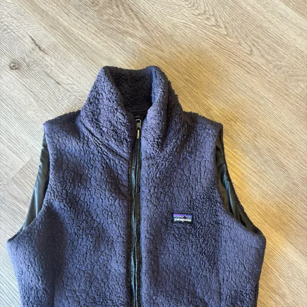 Women’s Patagonia Reversible Los Lobos Vest - Image 4
