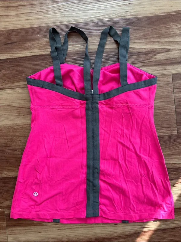 LULULEMON Insight Tank Top in Magenta Pink Sz. 10 - Image 3