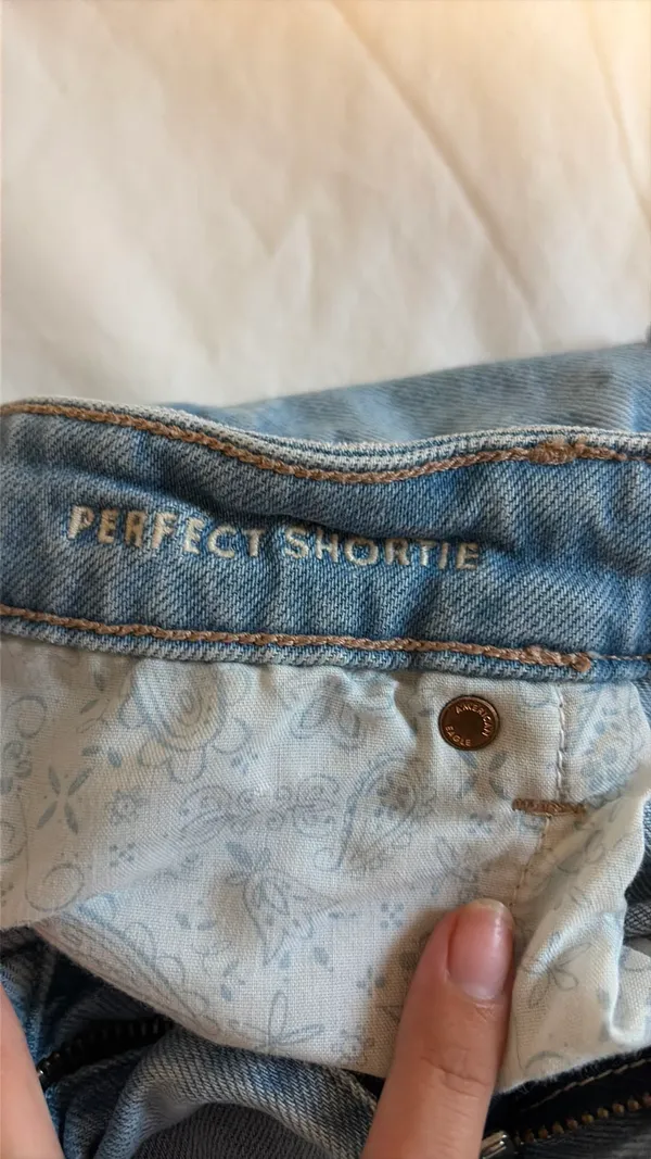 American Eagle Jean Shorts - Image 3