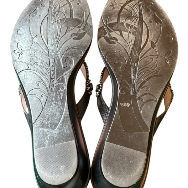 Bandolino Black Beaded Thong Sandals - Image 7