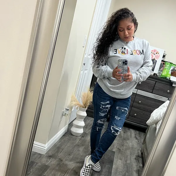 ❤️💛MICKY MOUSE SWEATER💛❤️ - Image 5