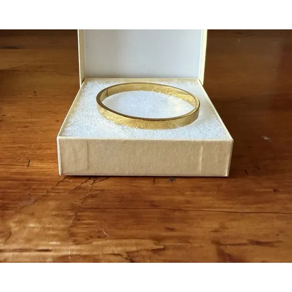 Gold Tone Hinged Bangle Bracelet Minimalist Stackable Classic Modern Jewelry - Image 12