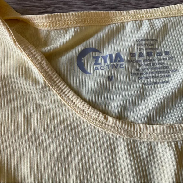 Zyia Active tank top, yellow, medium - Image 2