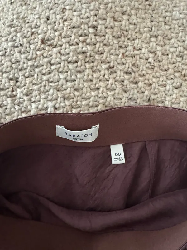 Aritzia Babaton Satin Skirt Slip Midi - Image 2