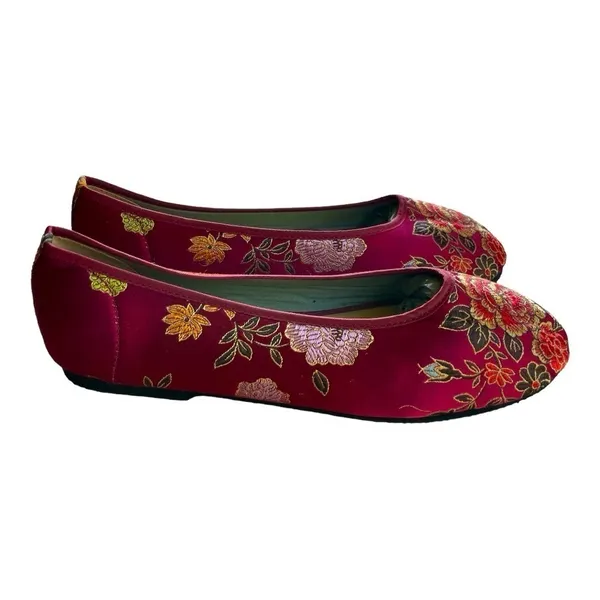 Embroidered Floral Ballet Flats Red Brocade Asian Inspired Slip-On Shoes 7.5 - Image 4