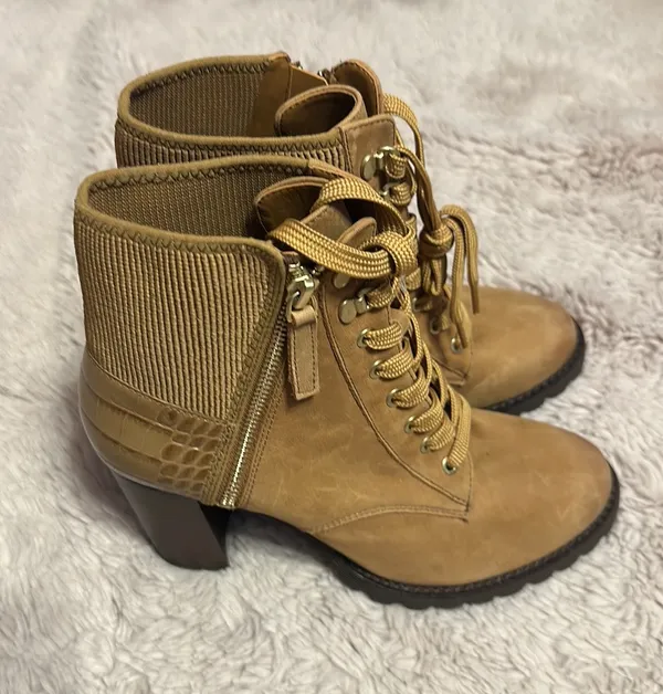 Gibson Latimer Brand new  heeled boots - Image 3