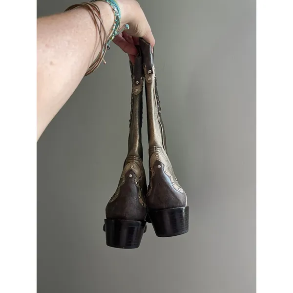Gianni Bini Distressed Western Cowboy Boots 7.5 (fit like 6) Brown Leather Studded Rodeo Edgy - Image 5