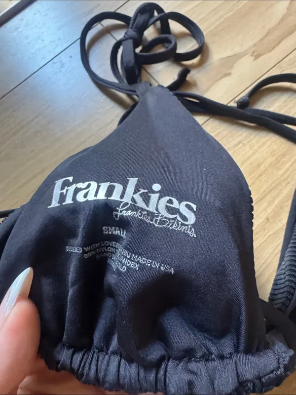 Frankie's Bikinis Black Ribbed Triangle Bikini Top - Image 3