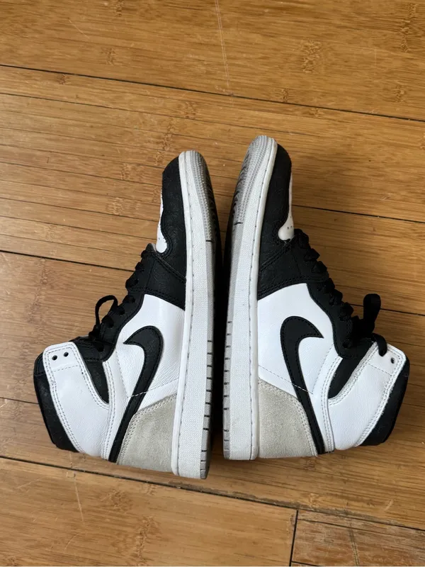 Nike Air Jordan 1 Mid Black White Gray - Image 3