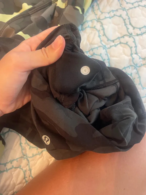Lululemon Camo Leggings - Image 4