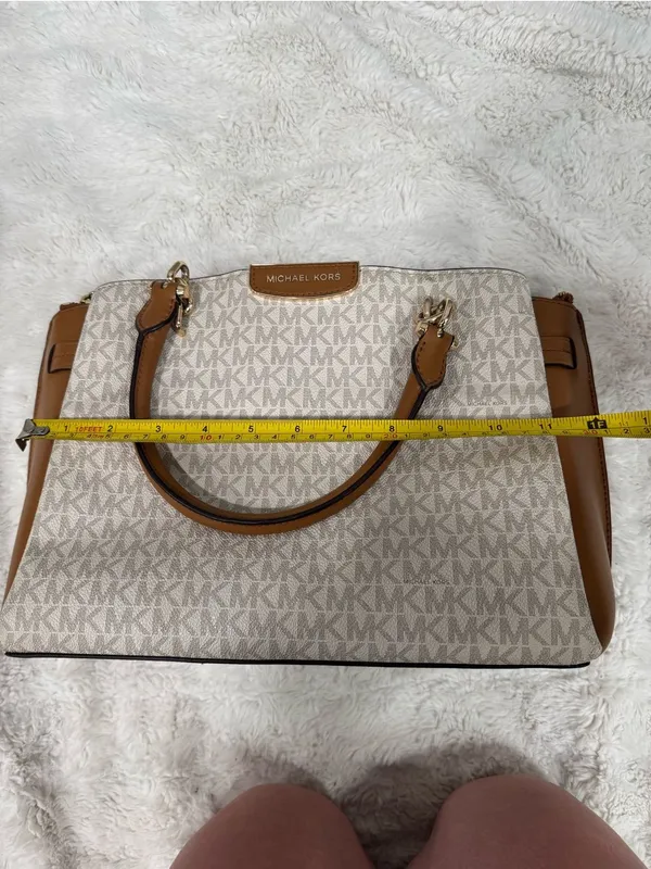 Michael Kors Rochelle Satchell - Image 11