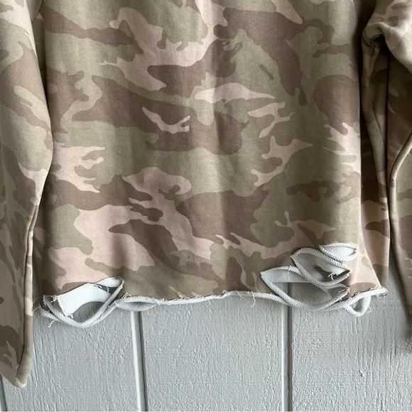 Generation Love Karly Camouflage Peace Cotton‎ Pullover Sweatshirt Green Camo S - Image 7