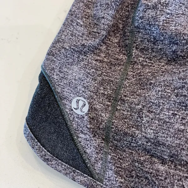 Lululemon Hotty Hot Short Size‎ 8 - Image 3