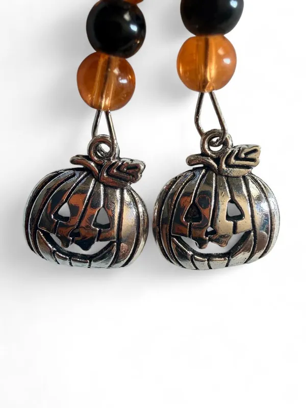 Handmade Jack-O’-Lantern Halloween Earrings - Image 2