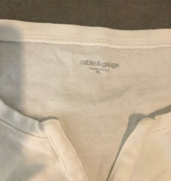 Cropped Long Sleeve White Size XL - Image 3