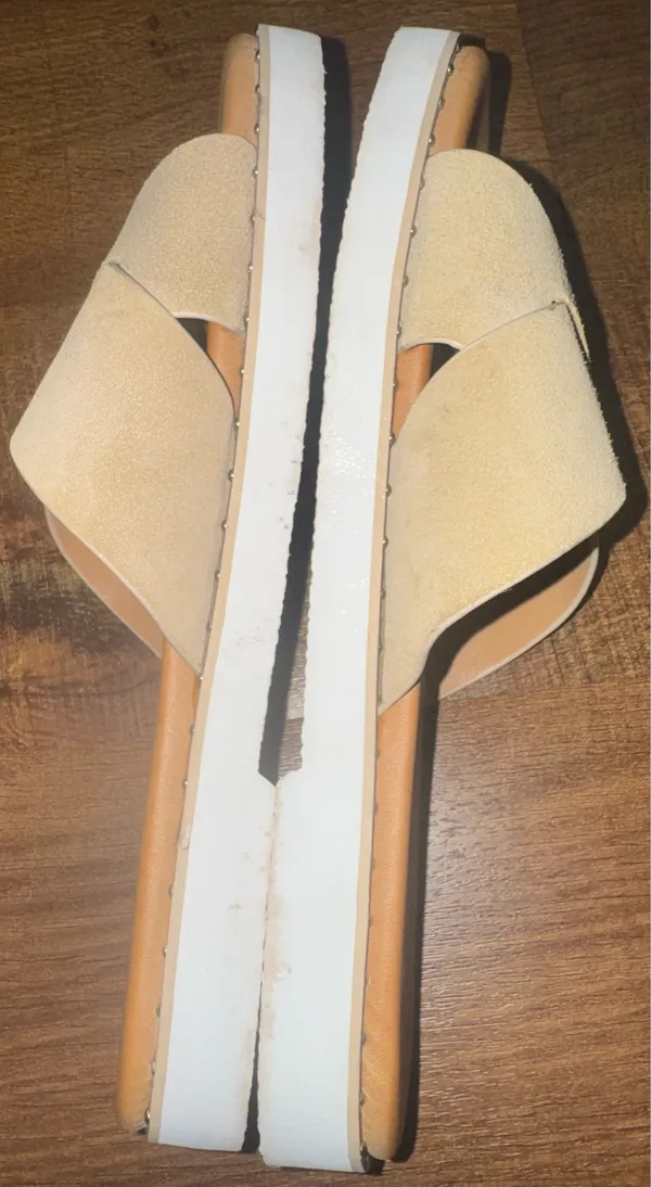 Yellow Box Women’s Hemes Slide Sandal Size 10, Taupe Without Box - Image 4