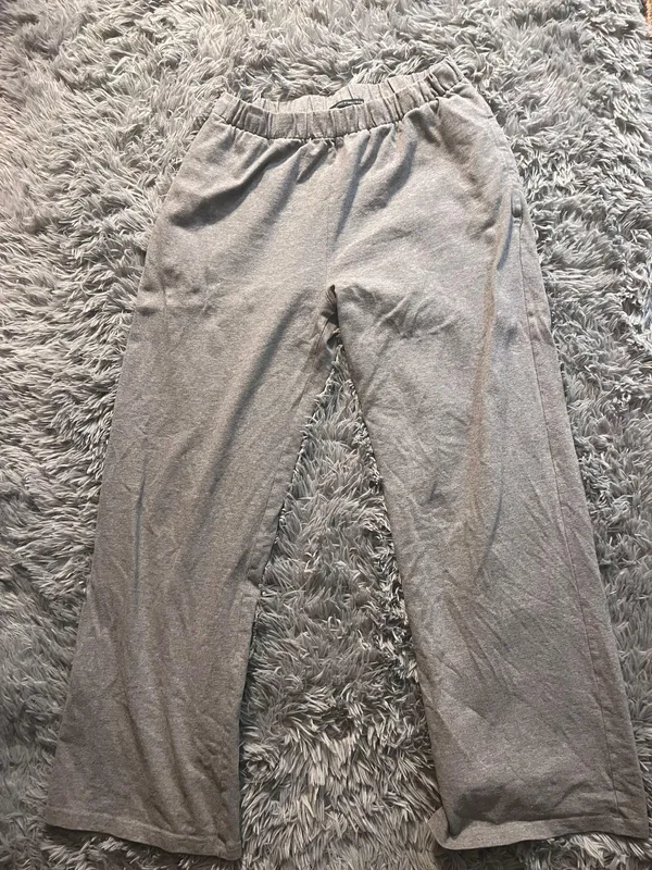 Anastasia Sweatpants - Image 2