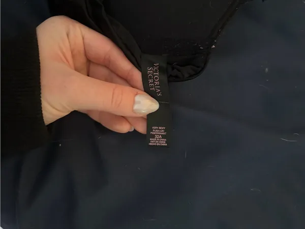 Victoria's Secret Black Crisscross Push-Up Bra - Image 3
