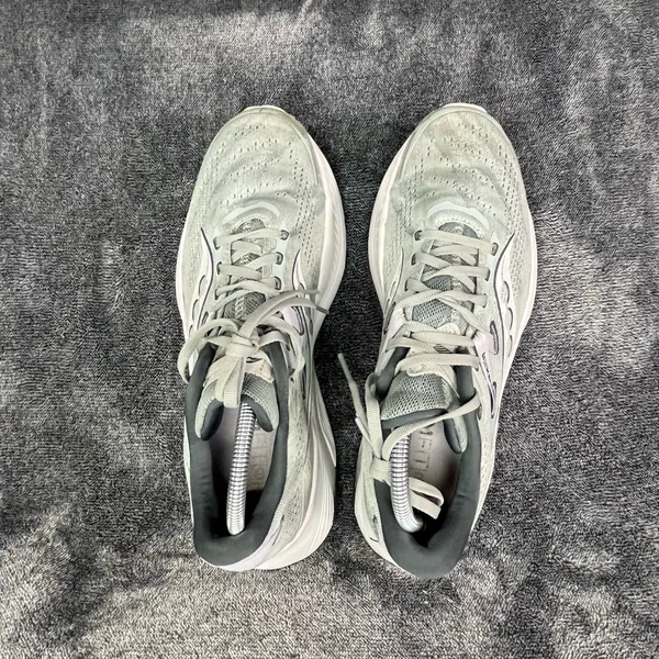 Saucony Womens Guide 16 Gray/purple Running Shoes Sneakers Size 10.5 - Image 5
