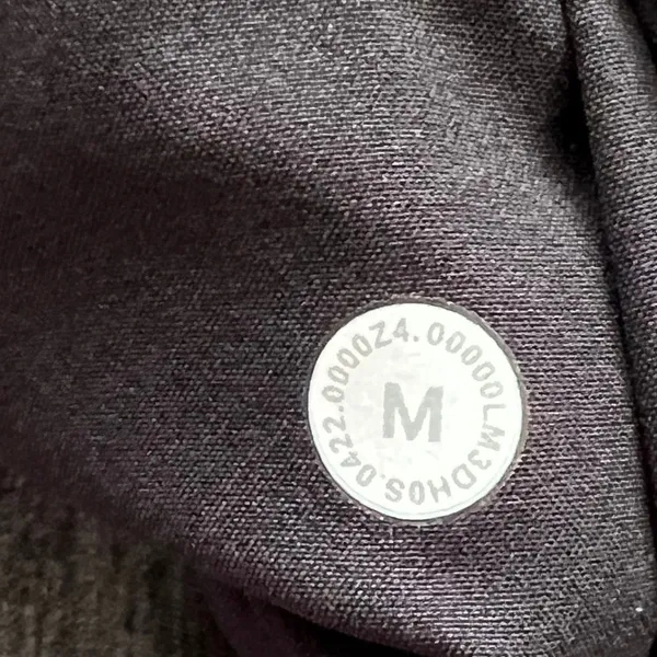 Lululemon heathered gray 1/4 zip pullover long sleeve activewear workout medium - Image 5