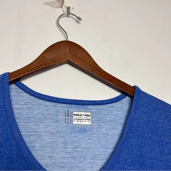 MLB|New York Mets Women's V-Neck T-Shirt sz L - Image 4