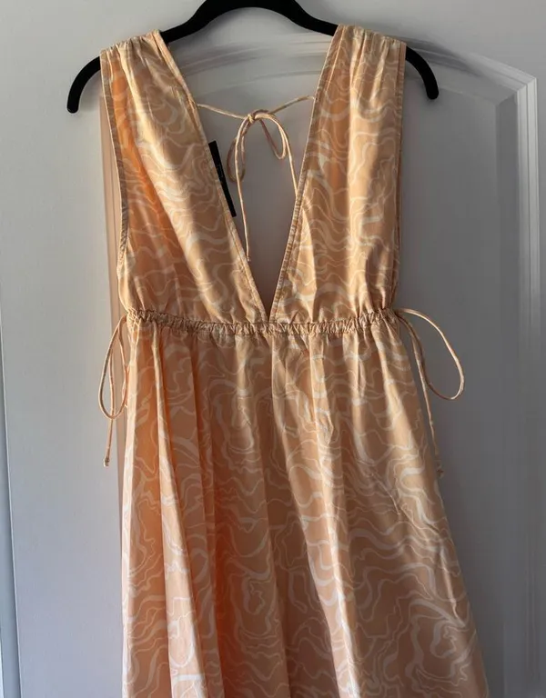 NWT Abercrombie Dress Orange Size M - Image 2