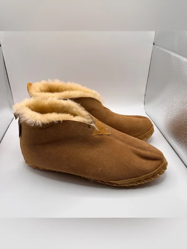 L.L Bean Women's Wicked Good Slippers size 9M EUC - Image 4
