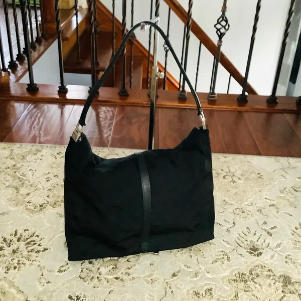 NICE GUCCI nylon bag 🌹🌹🌹 - Image 5