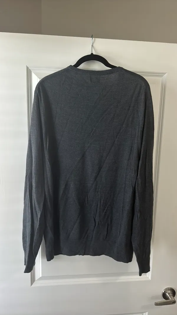 Lightweight J.Crew Sweater - Image 3