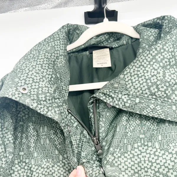 Patagonia Womens Geoharmony Outdoor Insulated Quilted Puffer Jacket Size S Green - Image 5