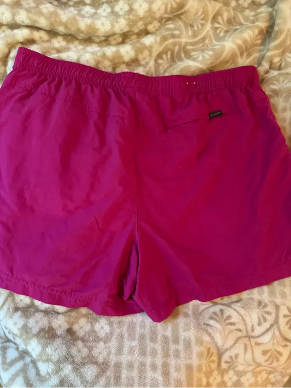 Columbia Women's Fuschia Drawstring Shorts | XL - Image 2
