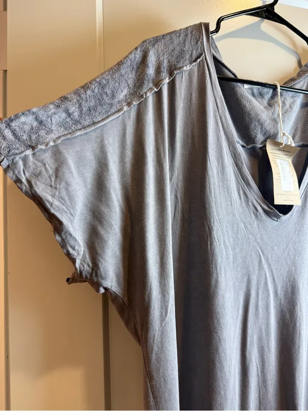 Project Social T Light Gray V-Neck Short Sleeve Tee Linen & Cotton Blend Size L‎ - Image 3
