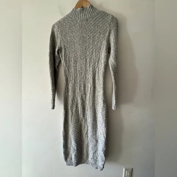 Tahari Gray Mock‎ Neck Cable Sweater Midi Dress - Image 2