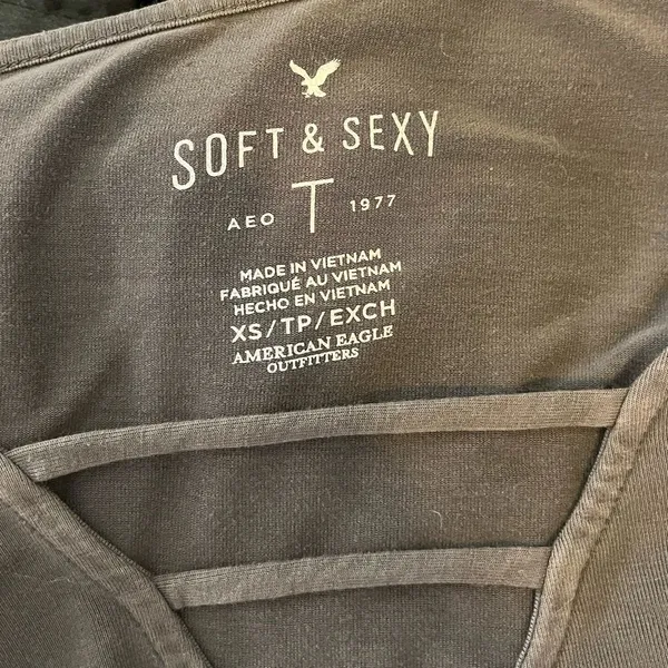 American Eagle Soft & Sexy Gray Long Sleeve Tee Size XS - Image 5