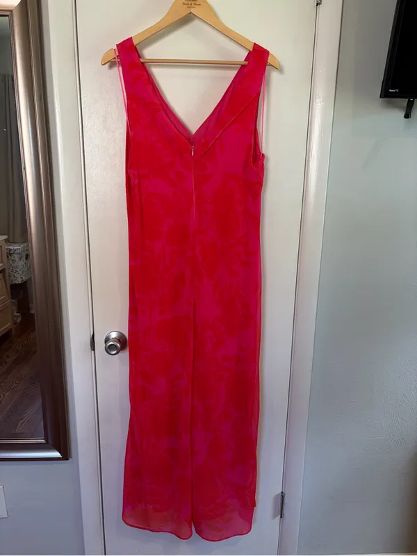 Showpo Jodie Midi Dress. Size: 12. V-Neck Slip Dress in Pink Floral. - Image 5