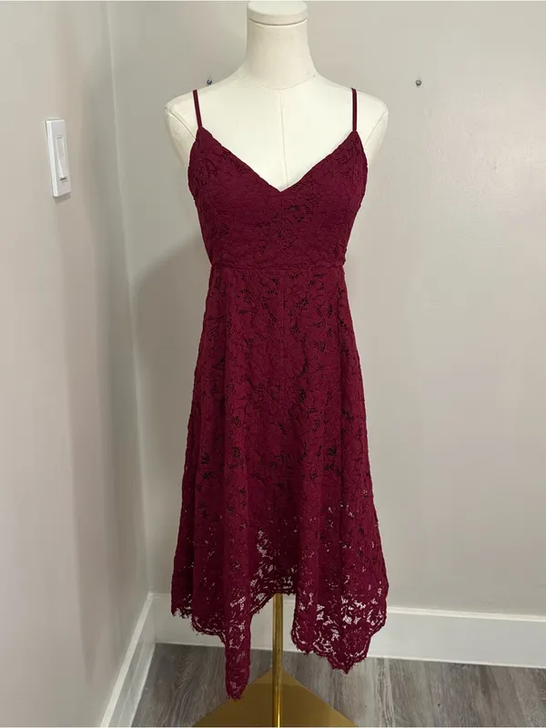 Lulu's One Wish Burgundy Lace Midi Dress‎ Medium - Image 3