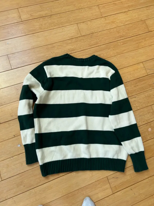 Green and white brandy Melville sweater - Image 2