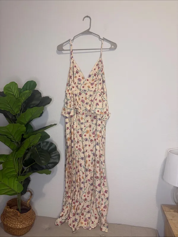 Cream Floral Peplum Maxi Dress with Spaghetti Straps - Image 6