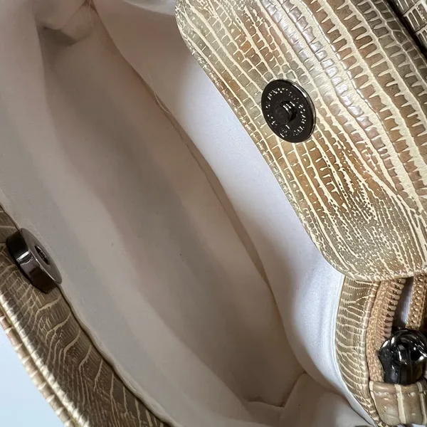 Vintage GUESS Embossed Lizard Print Shoulder Bag Y2K Tan Beige Purse - Image 14