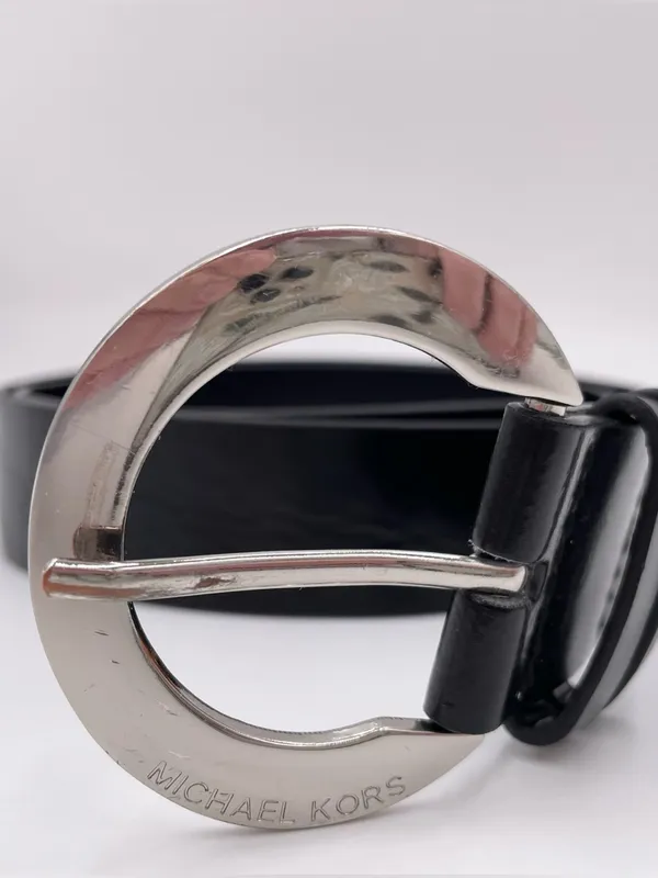 MICHAEL Michael Kors Black Faux Leather Belt Silver Round Buckle Grommets Y2K - Image 4