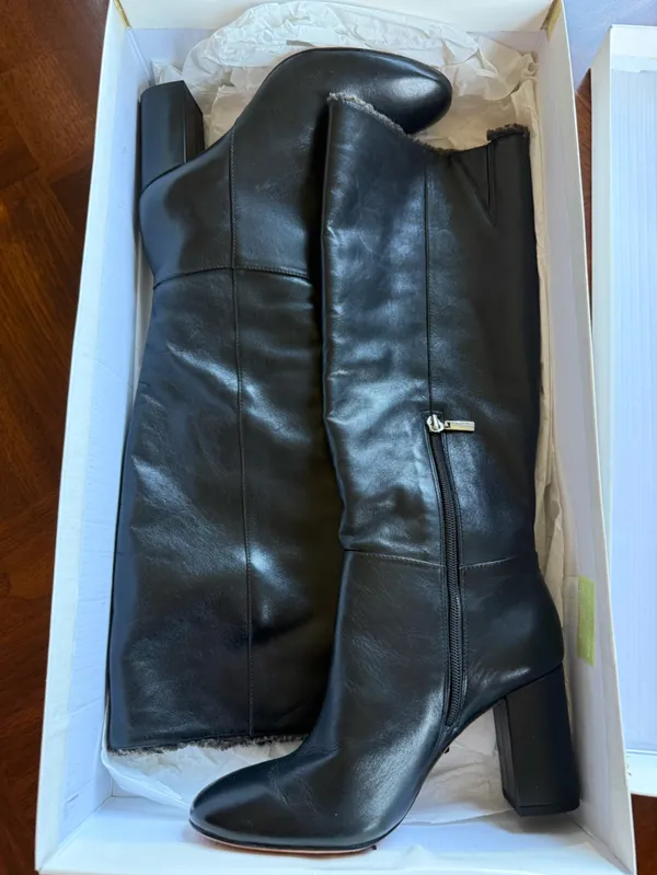 Schutz Bonita Knee-High Boots in black leather size 9B - Image 2
