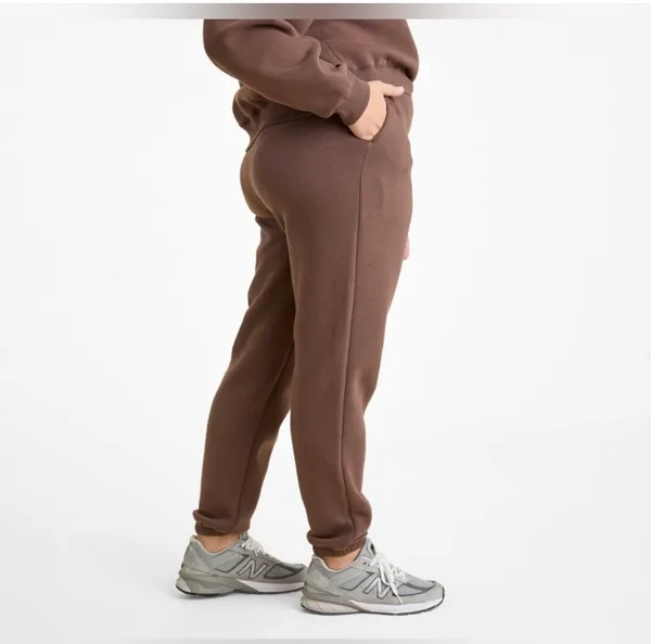 Nuuds Cozy Brown Sweatpants in Brown - Image 2