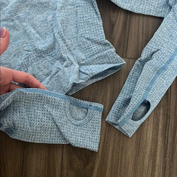 Gymshark Light Blue Leggings and Top Set - Image 4