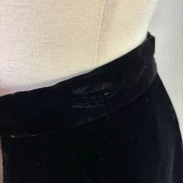 I.B. Diffusion Vintage 1990 Black Velvet Midi Sheath Skirt - Image 8