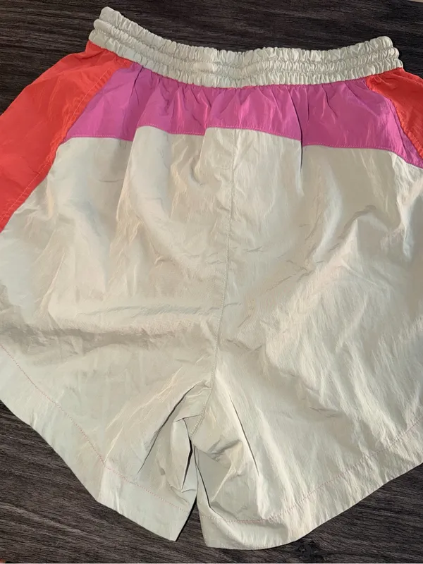 Women's Lululemon Colorblock Elastic-Waist Shorts - Coral, Pink, Cream - Image 4