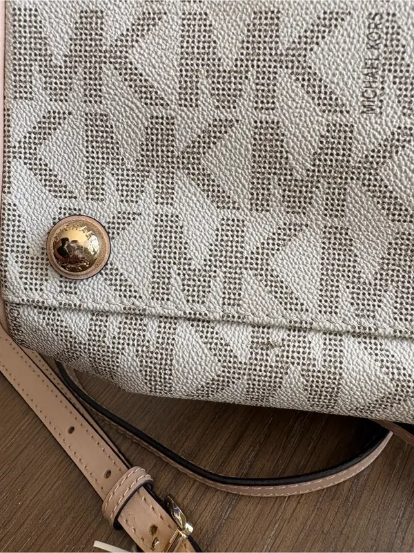 Michael Kors Cream Signature Tote with Brown Trim and Front Pocket - Image 10