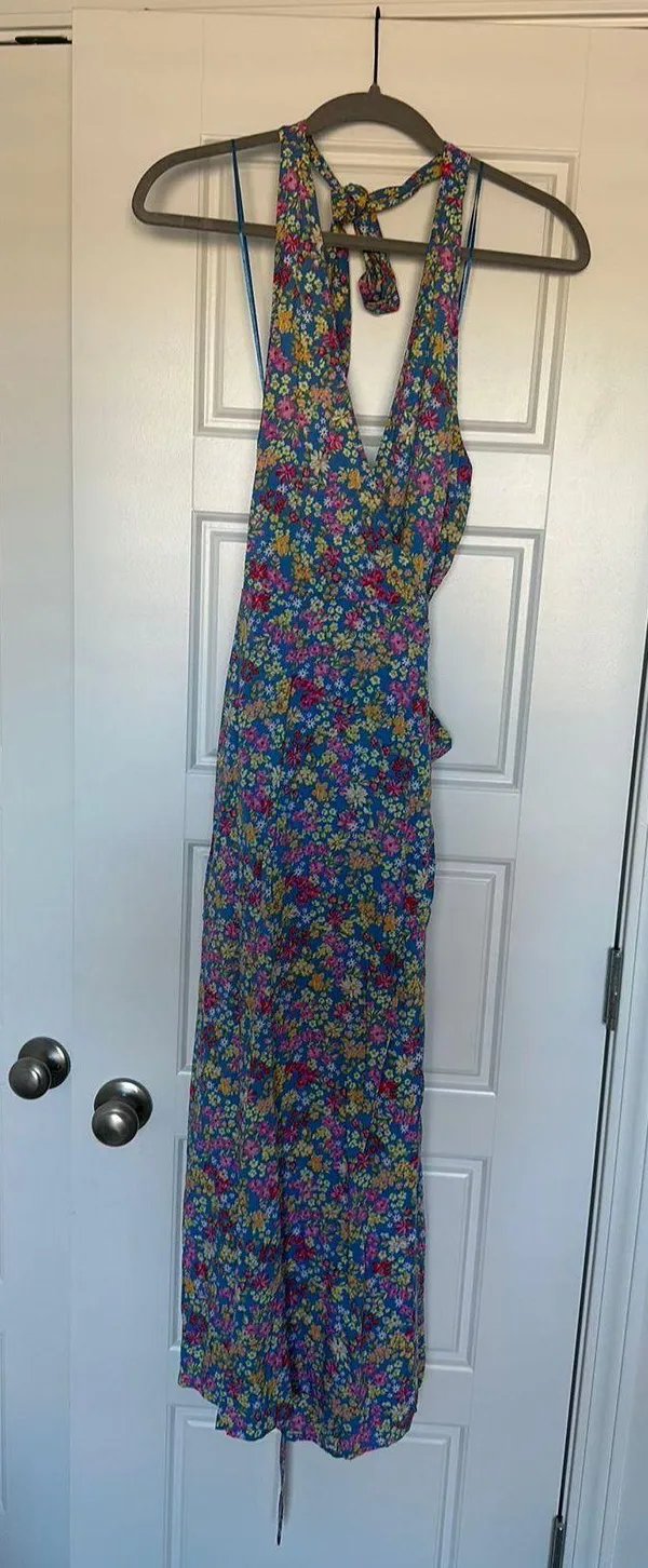 Billabong Floral Halter Maxi Dress - Image 4