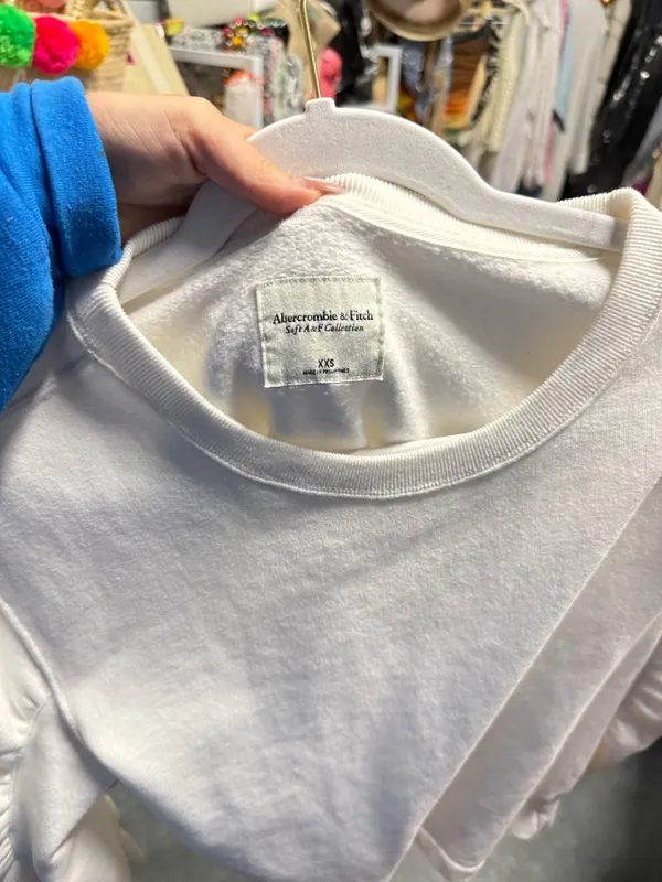 Abercrombie and fitch sweatshirt - Image 2