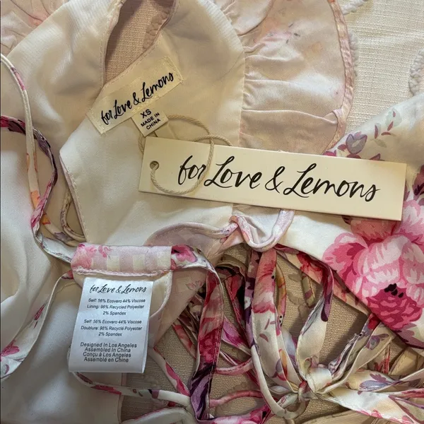 For‎ Love & Lemons Taylor Pink Floral Ruffle Crop Top size XS NWT - Image 8