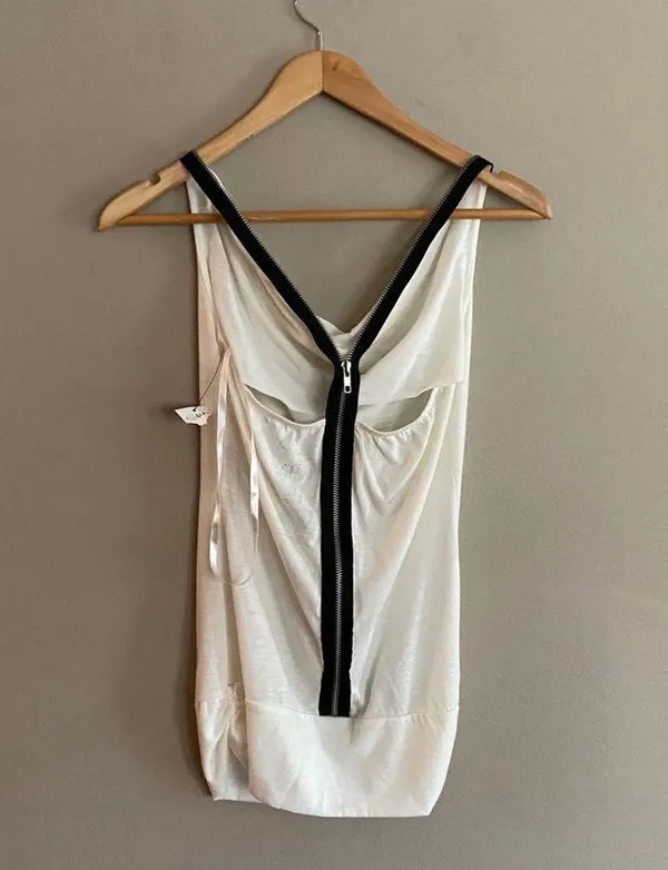 Max Azira Miley Cyrus woman’s Tank top XS - Image 2
